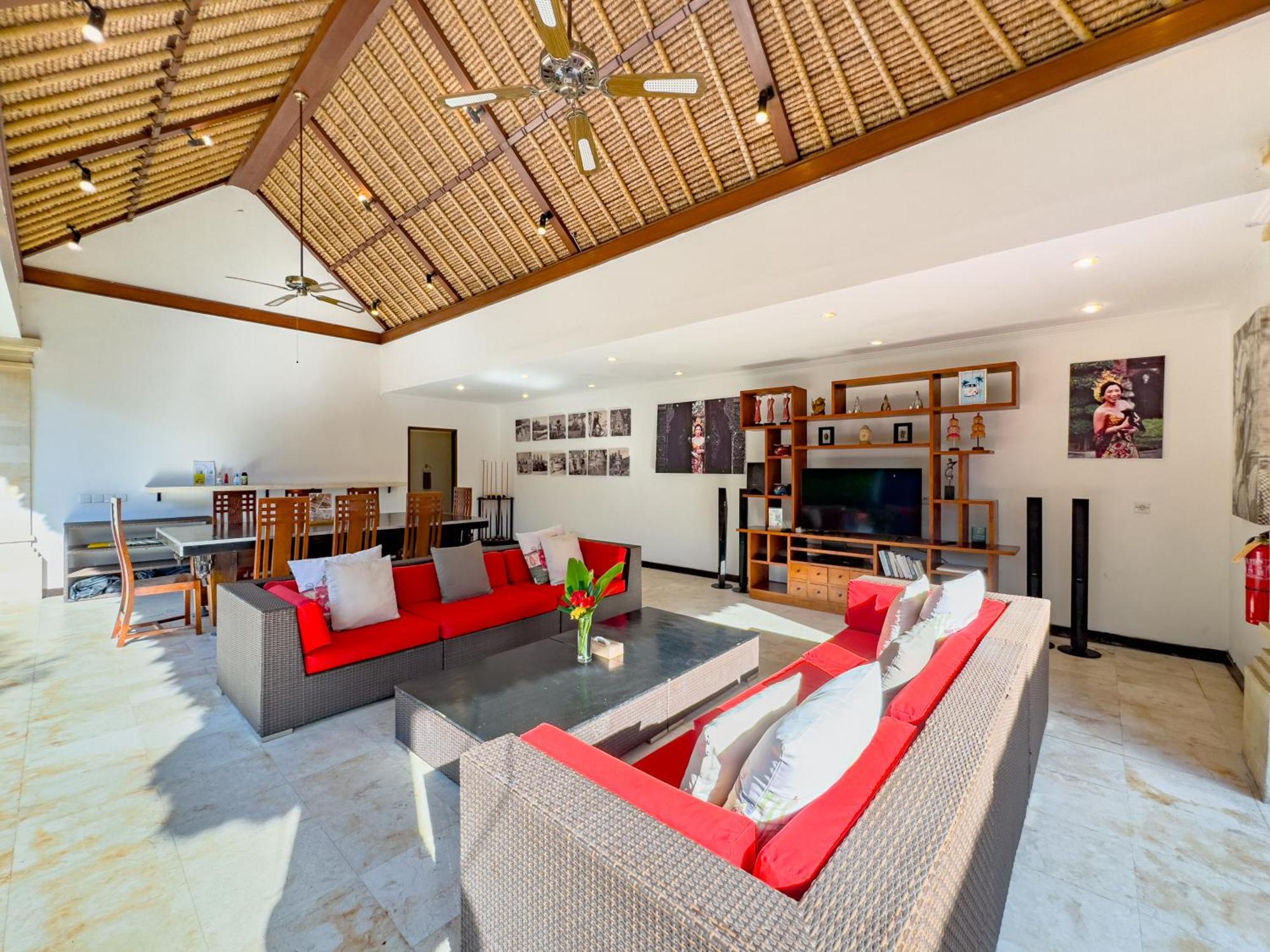 Villa Bugis Seminyak Номер фото