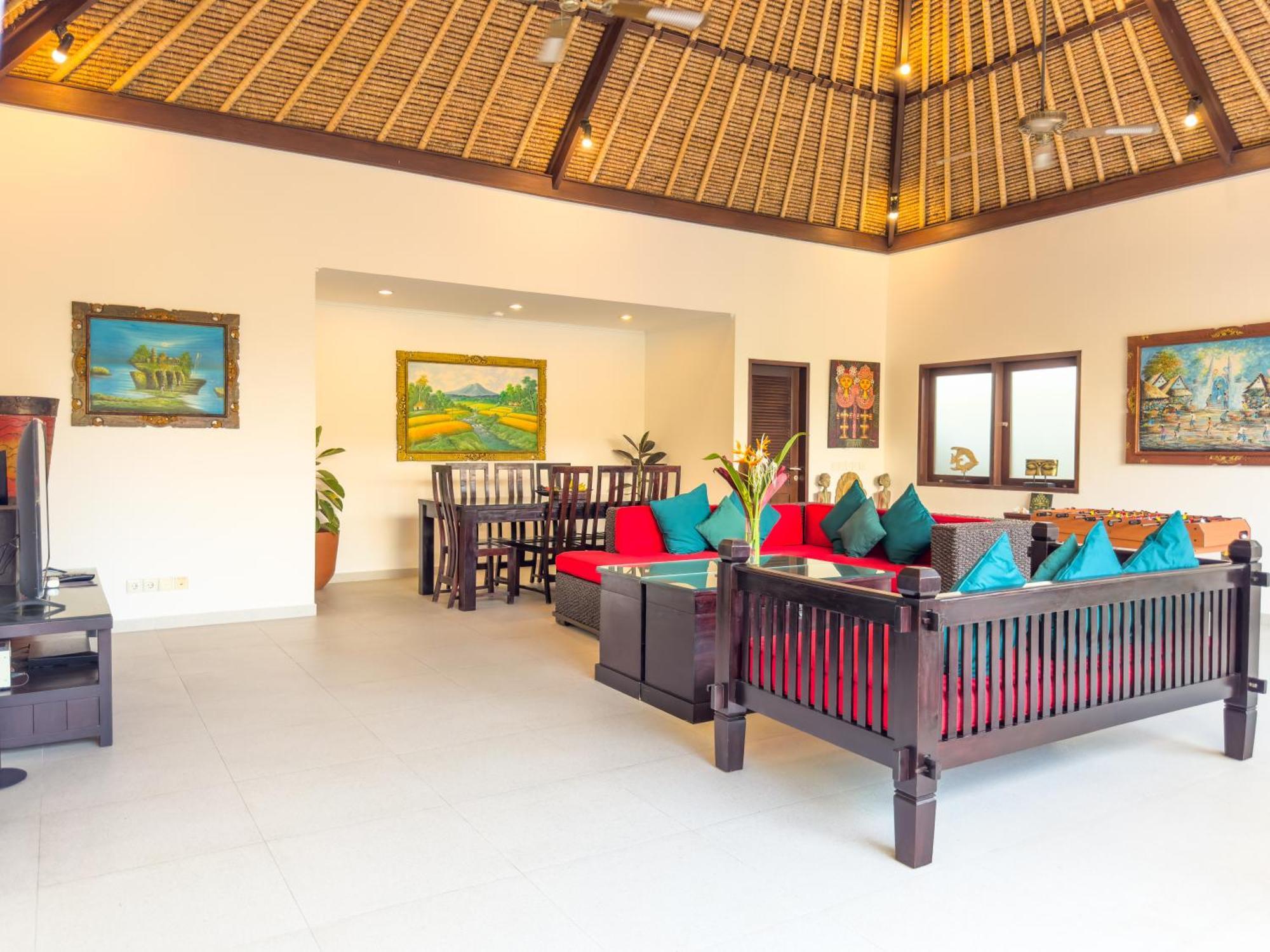 Villa Bugis Seminyak Номер фото
